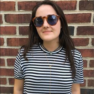 Meet your Posher, Devan